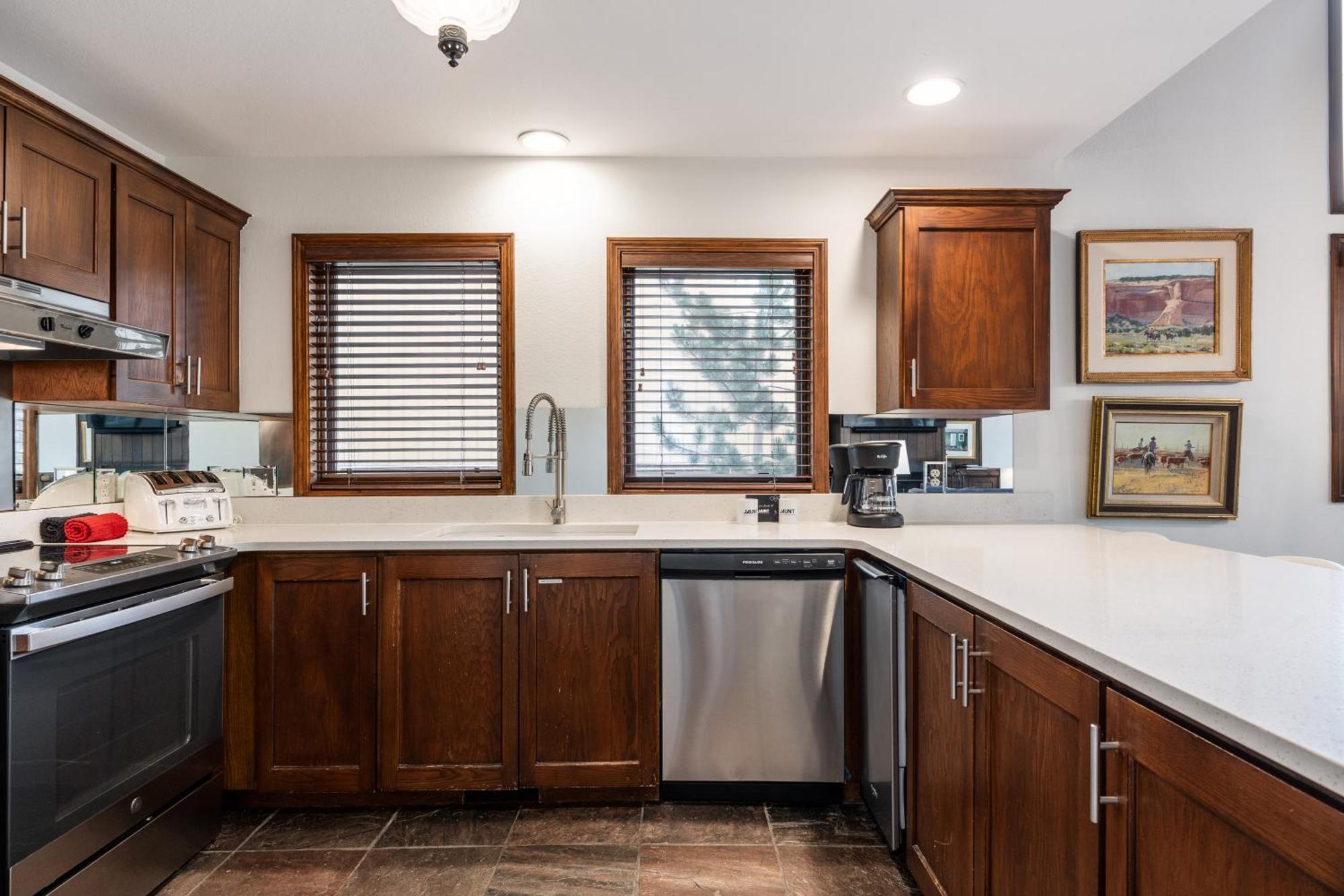Deer Valley Little Belle Ultimate Ski Getaway, Sleeps 14, Luxury Design, Private Hot Tub, Park City Extérieur photo